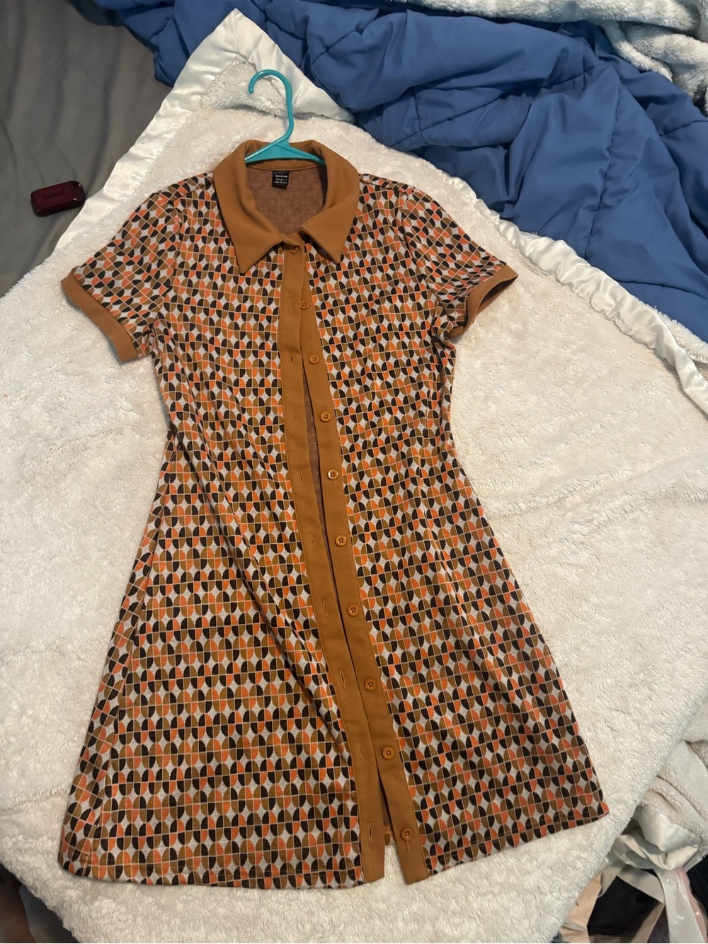 SHEIN Retro Geometric Button-Front Mini Dress in Mustard and Black